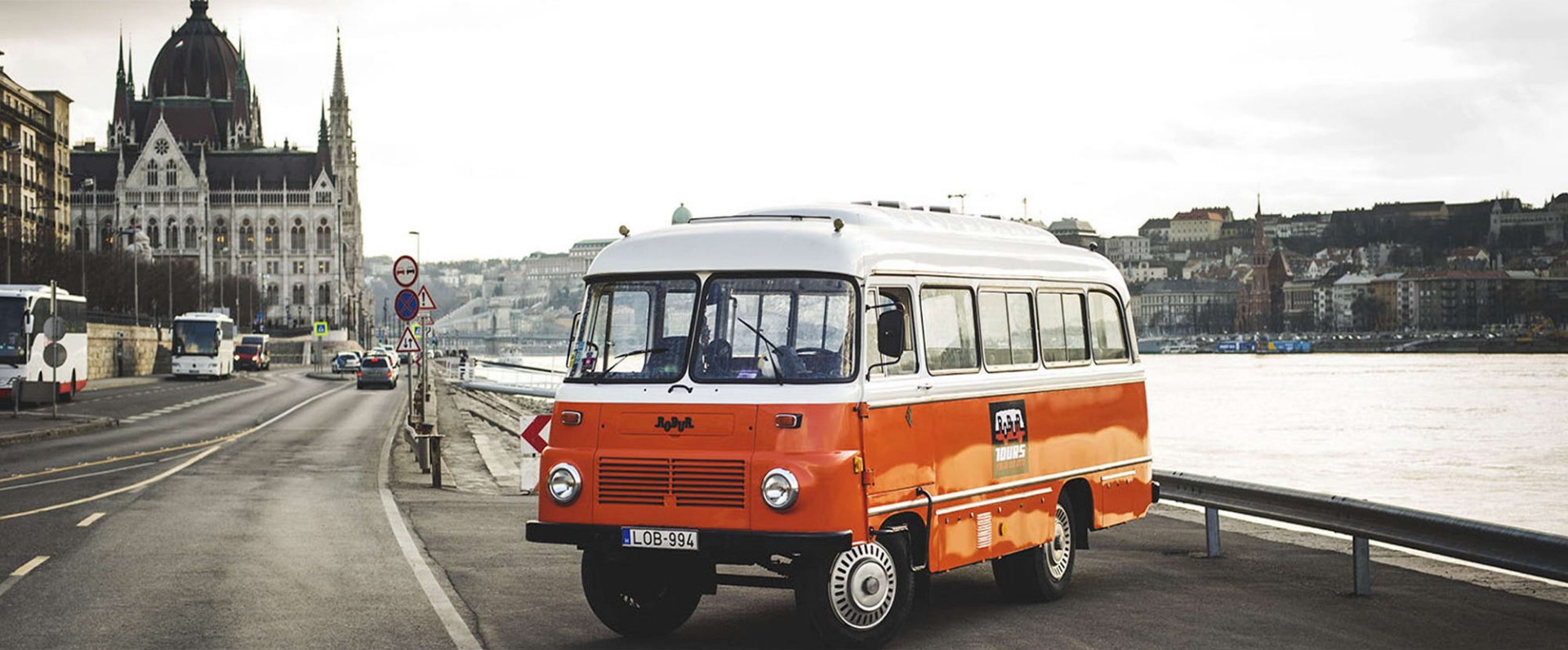 Robur Tours személyszállítás